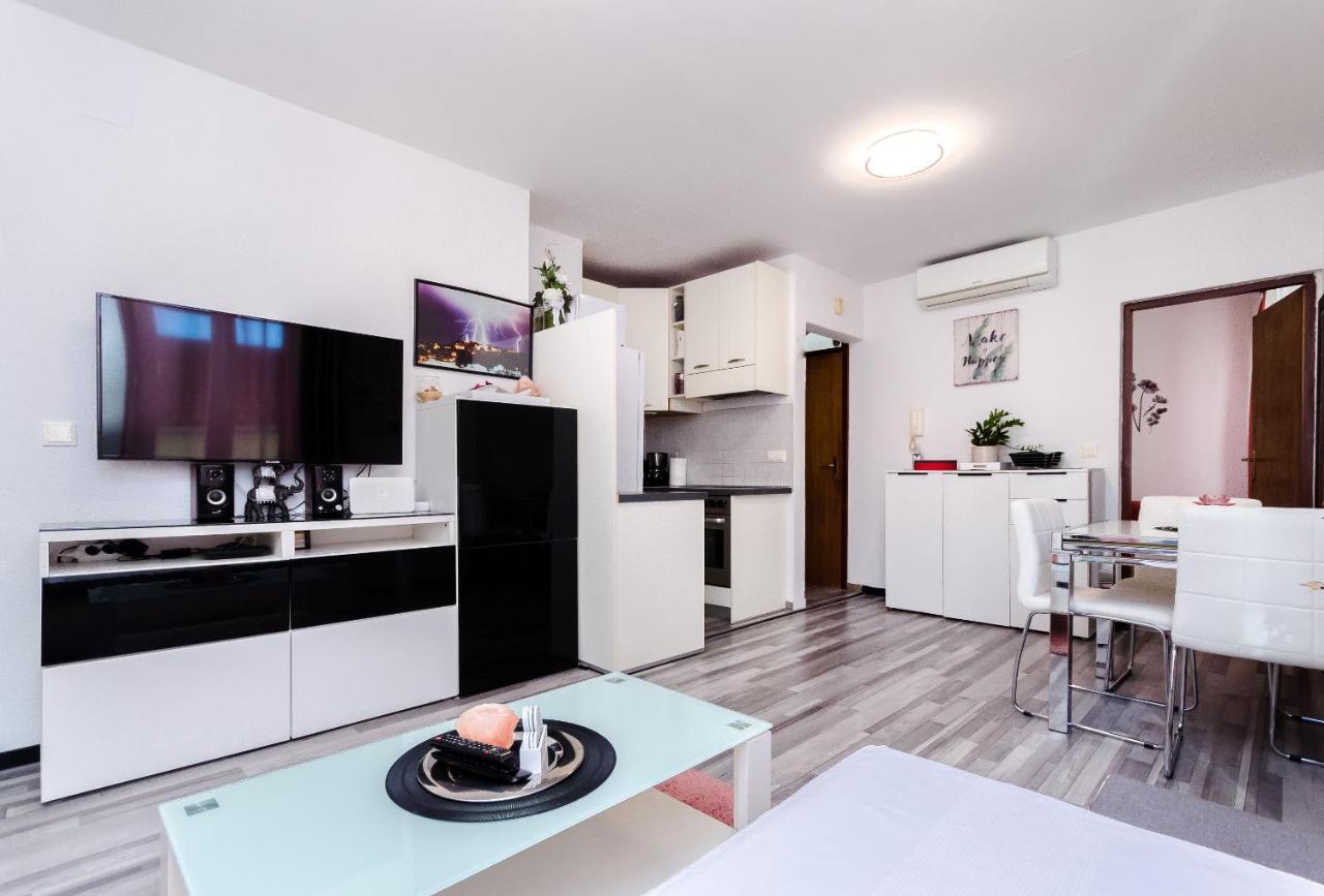 Apartment Mare Vrsar Exterior foto